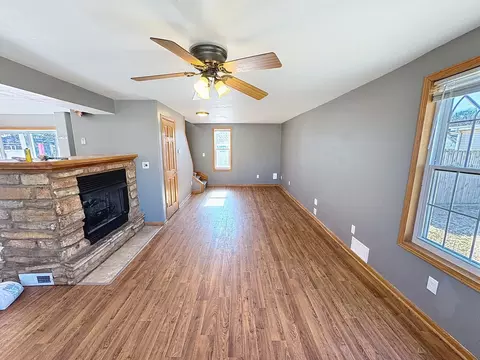 Living - 848 20th Ave, Moline, IL 61265 photo 2 of 6