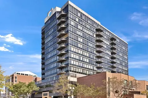 1309 N Wells St #1202, Chicago, IL 60610