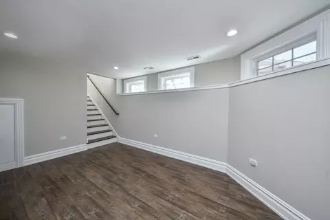 325 N Wright St, Naperville, IL 60540 photo 31