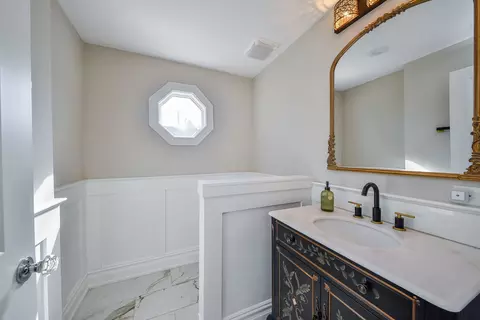325 N Wright St, Naperville, IL 60540 photo 17