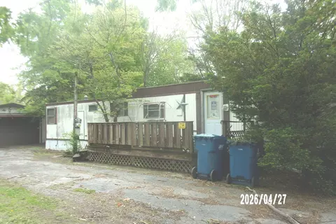 604 N Jefferson St, Watseka, IL 60970