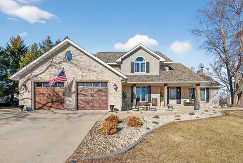 2880 Country Oak Ln, Morris, IL 60450