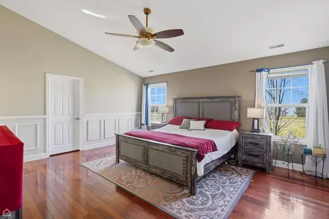 Bedroom - 1190 Alpine Ln, Elgin, IL 60120 photo 1 of 4