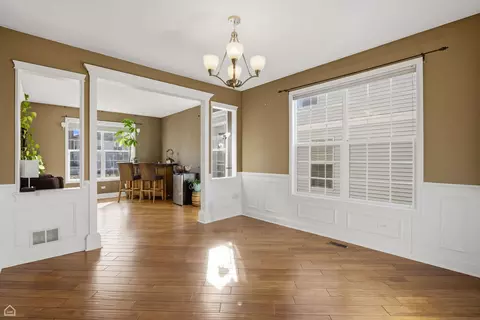 Dining - 1190 Alpine Ln, Elgin, IL 60120 photo 1 of 1