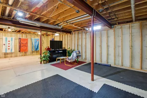 Other - 1190 Alpine Ln, Elgin, IL 60120 photo 8 of 12