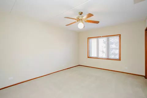 Bedroom - 1685 Mill St #409, Des Plaines, IL 60016 photo 1 of 4