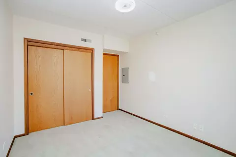 Bedroom - 1685 Mill St #409, Des Plaines, IL 60016 photo 4 of 4