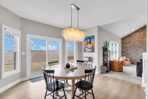 Dining - 1010 Declaration Dr, Savoy, IL 61874 photo 1 of 4