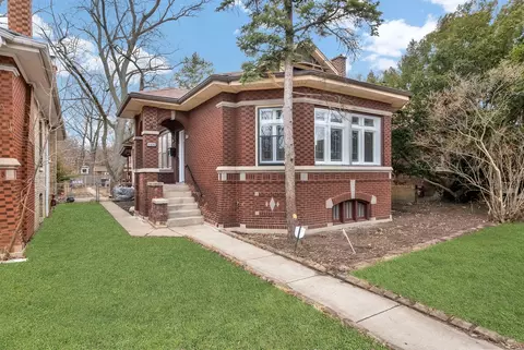 11630 S Hale Ave, Chicago, IL 60643