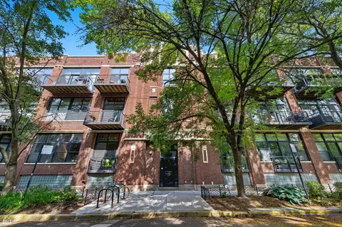 2300 W Wabansia Ave #129, Chicago, IL 60647