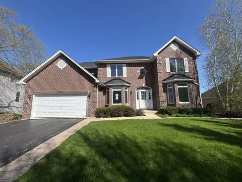 1295 Hunters Rdg W, Hoffman Estates, IL 60192