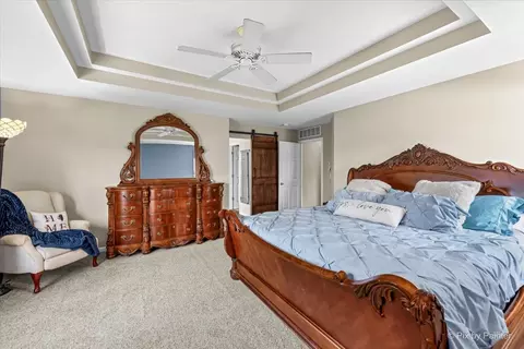 Bedroom - 237 Foxford Dr, Cary, IL 60013 photo 3 of 9