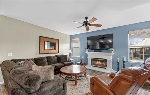 Living - 237 Foxford Dr, Cary, IL 60013 photo 3 of 3