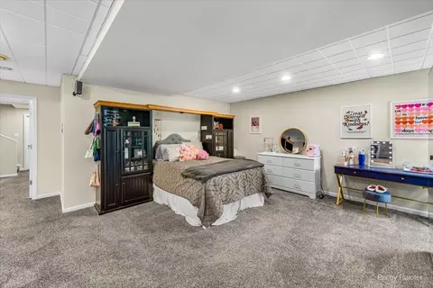 Bedroom - 237 Foxford Dr, Cary, IL 60013 photo 9 of 9
