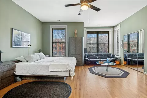 Bedroom - 808 S Bishop St, Chicago, IL 60607 photo 1 of 4