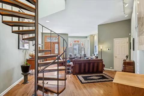 Other - 808 S Bishop St, Chicago, IL 60607 photo 2 of 3