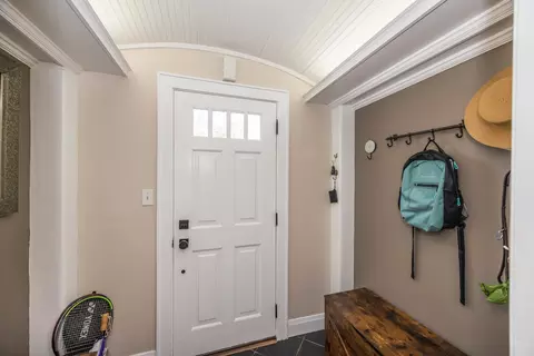 Entry Way - Undisclosed, Evanston, IL 60201 photo 1 of 1
