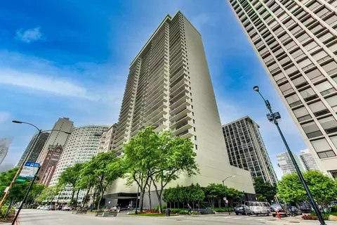 1212 N Lake Shore Dr #12BS, Chicago, IL 60610