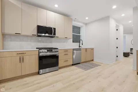 Kitchen - 2126 W Thomas St, Chicago, IL 60622 photo 2 of 4