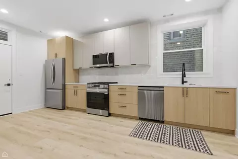 Kitchen - 2126 W Thomas St, Chicago, IL 60622 photo 1 of 4
