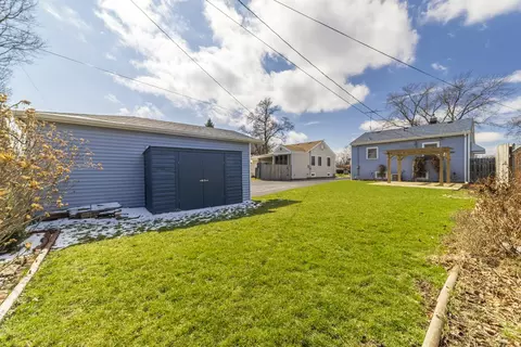 Exterior - 3229 Sangamon St, Steger, IL 60475 photo 2 of 4