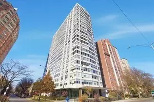 3900 N Lake Shore Dr #7D, Chicago, IL 60613