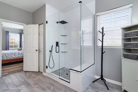 Bath - 25420 W Springview Ct, Plainfield, IL 60586 photo 1 of 2