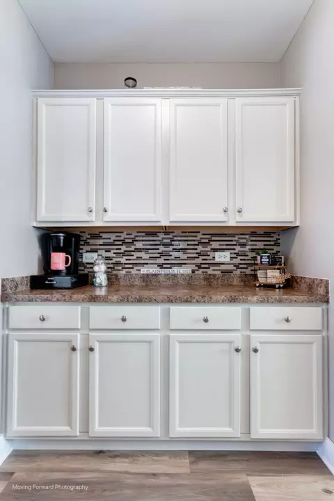 Kitchen - 25420 W Springview Ct, Plainfield, IL 60586 photo 2 of 2