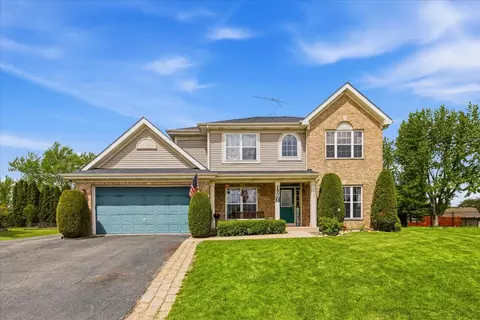 170 Cobbler Ct, Sugar Grove, IL 60554