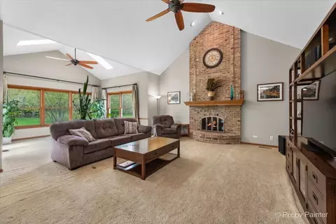 Living - 680 Spruce Tree Dr, Cary, IL 60013 photo 2 of 3