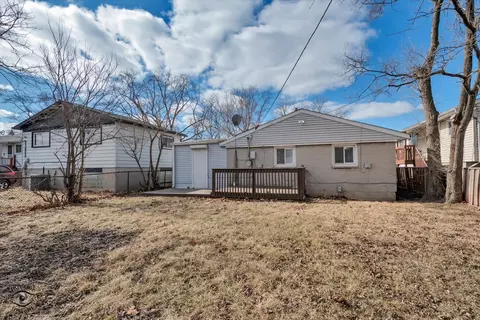Exterior - 16511 Paulina St, Markham, IL 60428 photo 5 of 6