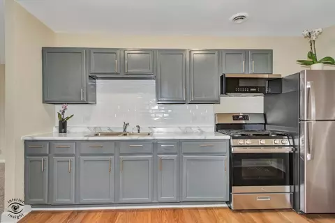 Kitchen - 16511 Paulina St, Markham, IL 60428 photo 2 of 3