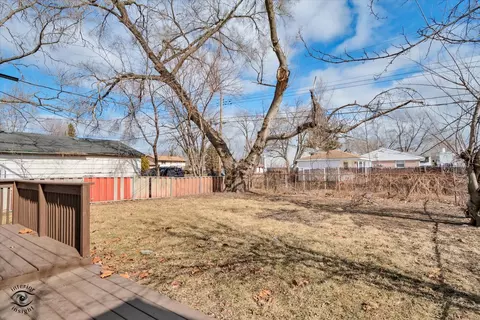 Exterior - 16511 Paulina St, Markham, IL 60428 photo 4 of 6