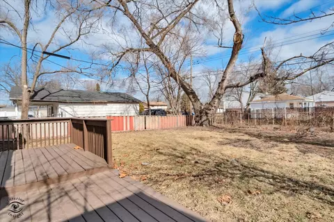 Exterior - 16511 Paulina St, Markham, IL 60428 photo 3 of 6