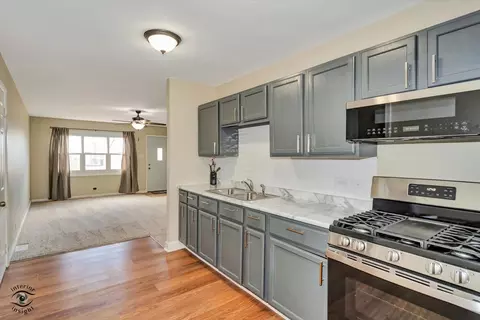 Kitchen - 16511 Paulina St, Markham, IL 60428 photo 3 of 3