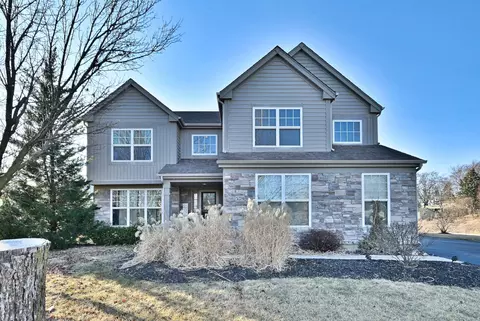 579 Homestead Ct, Aurora, IL 60506