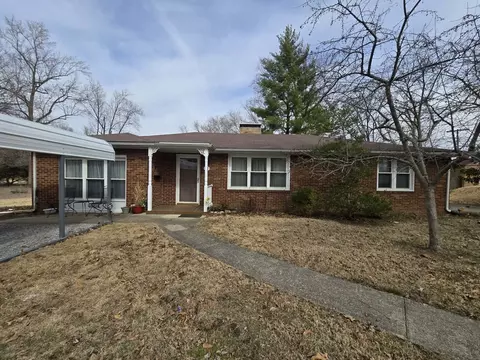 21 Rushton Dr, Mount Vernon, IL 62864