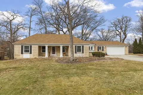 603 Huntley Ter, Crete, IL 60417