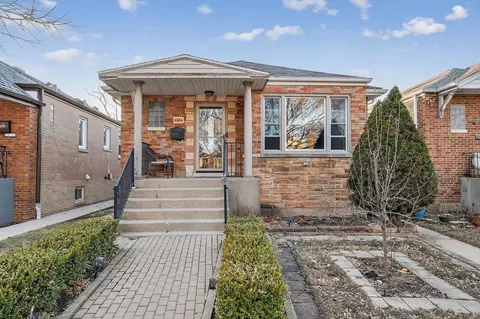 6104 N Kimball Ave, Chicago, IL 60659