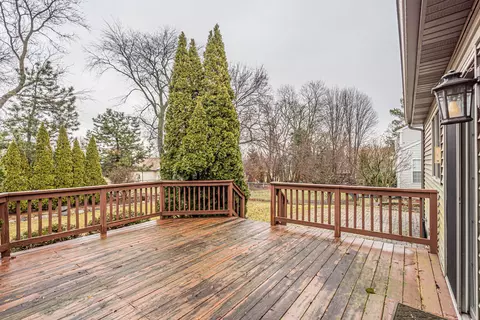 Exterior - 3702 Biscayne Rd, Mchenry, IL 60050 photo 5 of 6