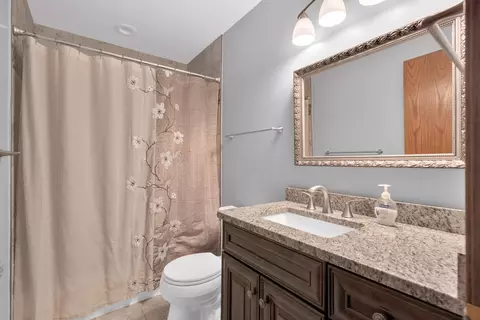 Bath - 3702 Biscayne Rd, Mchenry, IL 60050 photo 2 of 2