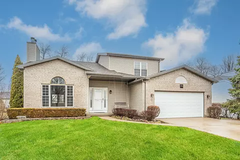 Exterior - 3702 Biscayne Rd, Mchenry, IL 60050 photo 2 of 6