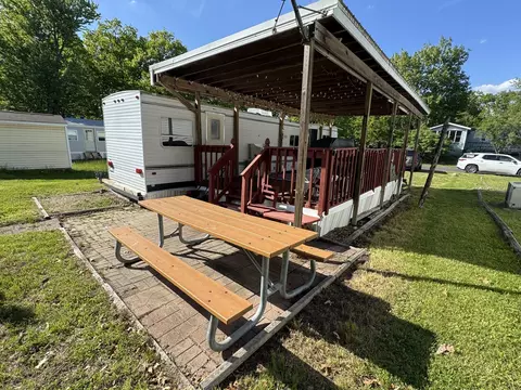 6-22 Woodhaven Lks, Sublette, IL 61367 photo 4