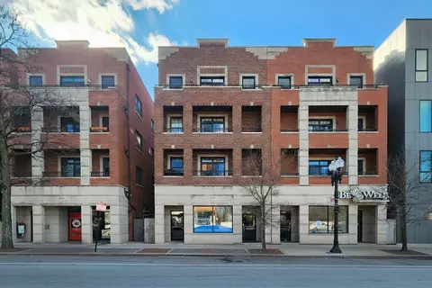 2249 W Irving Park Rd #4, Chicago, IL 60618