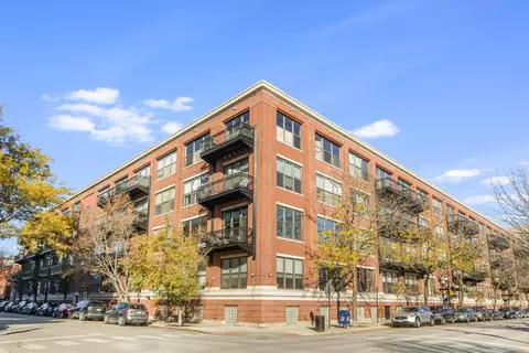 1040 W Adams St #417, Chicago, IL 60607