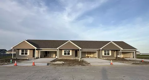 610 Patterson Dr #3, Fisher, IL 61843