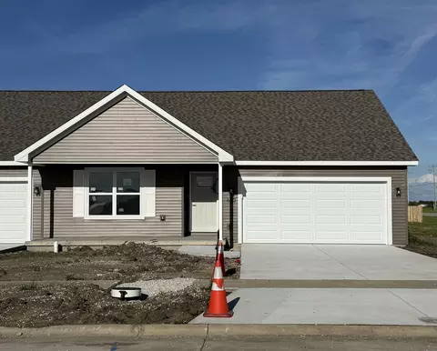 610 Patterson Dr #3, Fisher, IL 61843