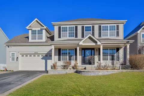 40 W150 Palmer Rd, Geneva, IL 60134