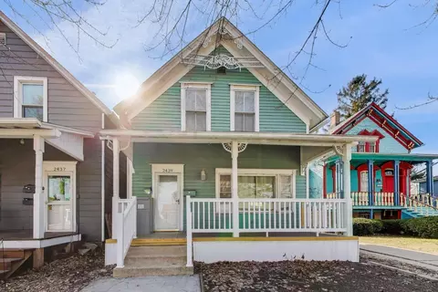 2439 High St, Blue Island, IL 60406