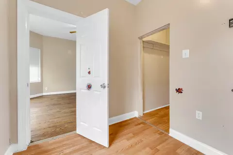 Entry Way - 3011 E 80th St, Chicago, IL 60617 photo 3 of 3